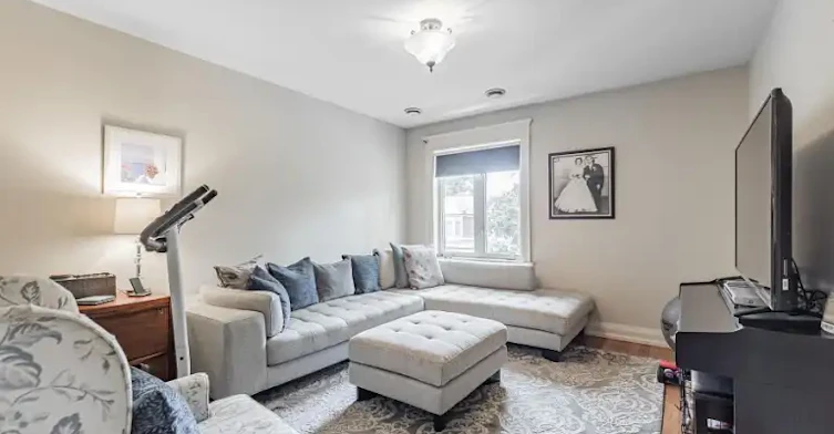 131 Gillard Avenue, Toronto, ON, M4J 4N7 - 10