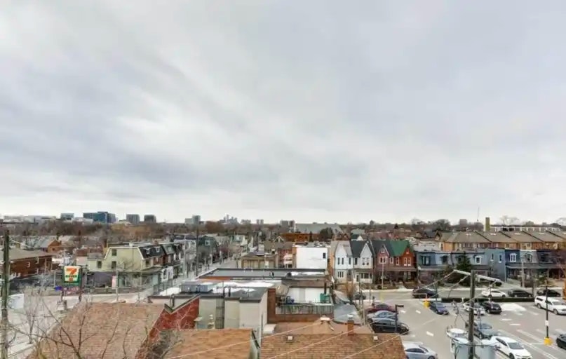 205 Manning Avenue, Toronto, ON, M6J 0E2 - 7
