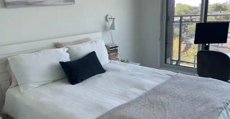 205 Manning Avenue, Toronto, ON, M6J 0E2 - 9
