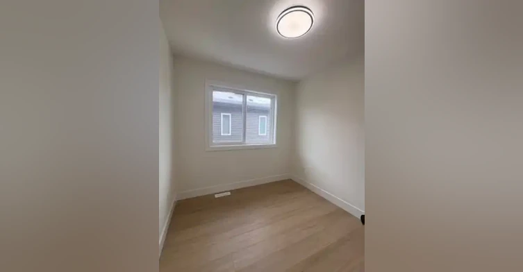 9844 155 Street Northwest, Edmonton, AB, T5P 2K9 - 12
