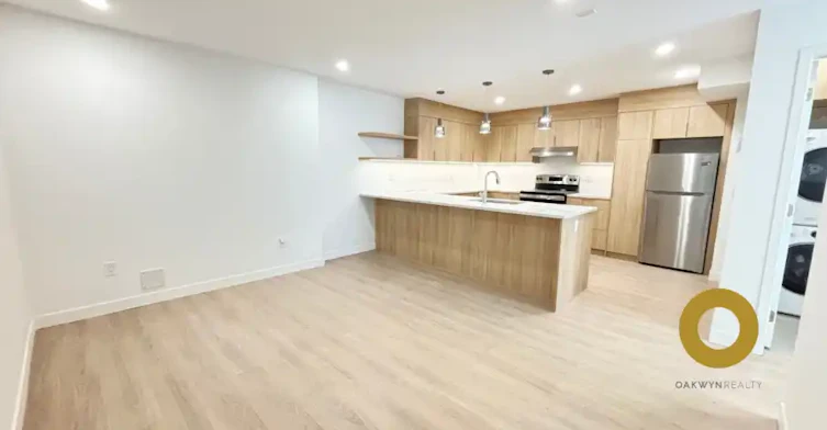 572 Verona Place, North Vancouver, BC, V7N 3A3 - 7