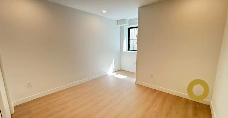 572 Verona Place, North Vancouver, BC, V7N 3A3 - 10