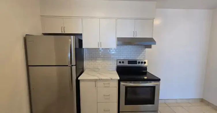 3561 Eglinton Avenue West, Toronto, ON, M6M 5C7 - 12