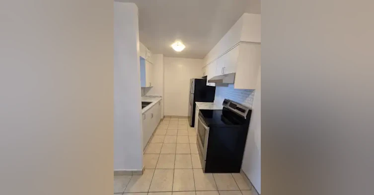 3561 Eglinton Avenue West, Toronto, ON, M6M 5C7 - 11
