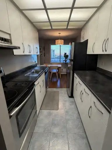 9725 106 Street, Edmonton, AB, T5K 1B5 - 17