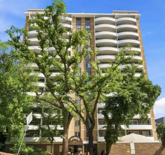 9725 106 Street, Edmonton, AB, T5K 1B5
