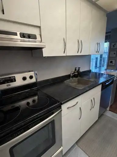9725 106 Street, Edmonton, AB, T5K 1B5 - 18
