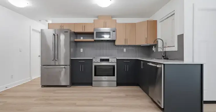 18262 70 Avenue, Surrey, BC, V3S 6Z1 - 5