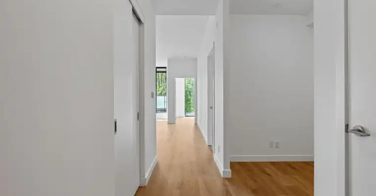 1075 Queen Street East, Toronto, ON, M4M 1K5 - 4