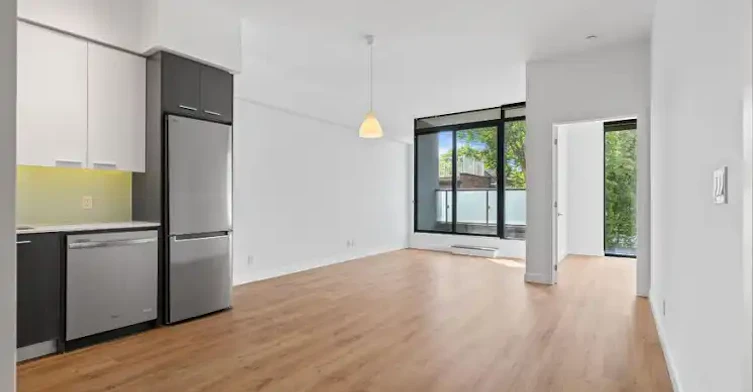 1075 Queen Street East, Toronto, ON, M4M 1K5 - 3