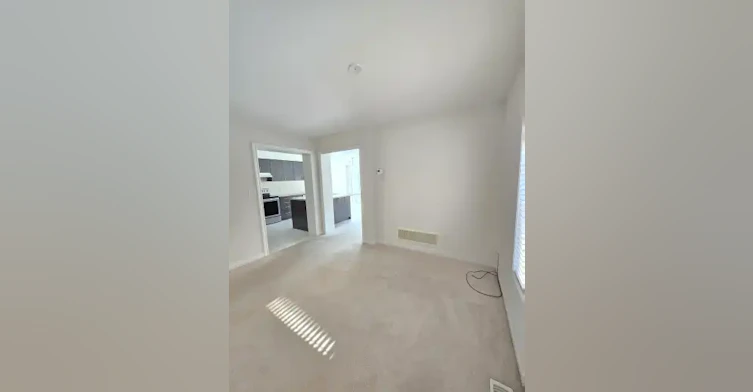384 Windfields Farm Drive West, Oshawa, ON, L1H 7K4 - 3