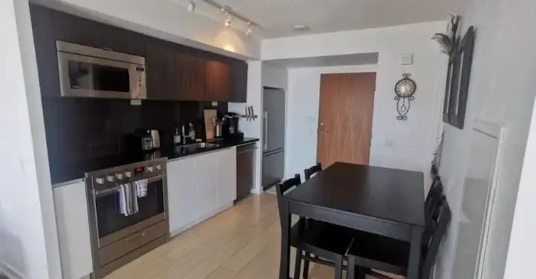 85 Queens Wharf Road, Toronto, ON, M5V 0J9 - 8
