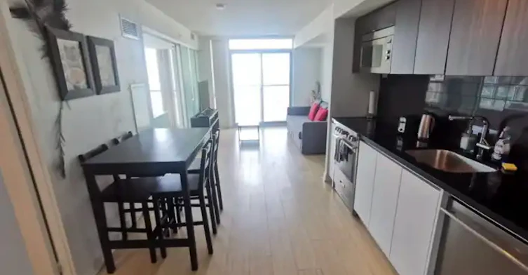 85 Queens Wharf Road, Toronto, ON, M5V 0J9 - 2