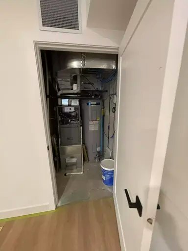 10043 89 Avenue Northwest, Edmonton, AB, T6E 2S7 - 10