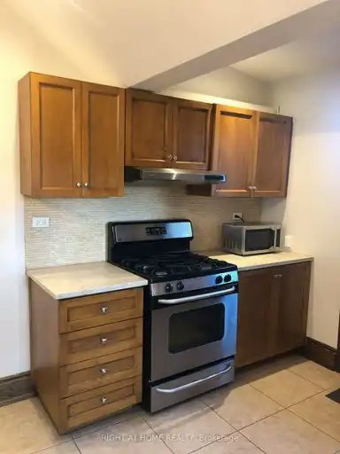 2 Afton Avenue, Toronto, ON, M6J 1R7 - 5