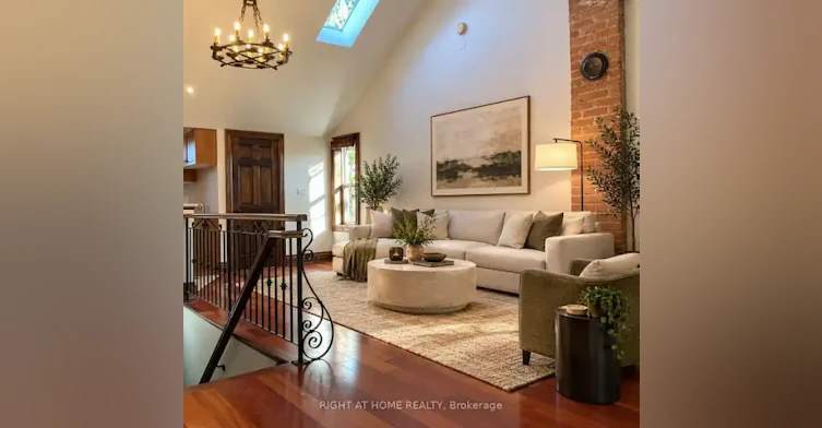 2 Afton Avenue, Toronto, ON, M6J 1R7 - 3