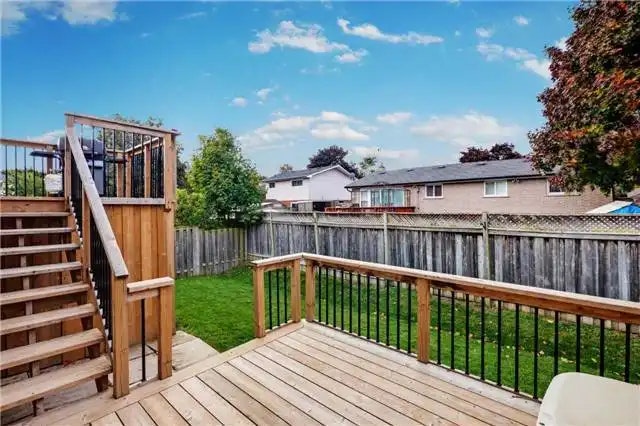 16 Redfern Crescent, Clarington, ON, L1C 5G8 - 3