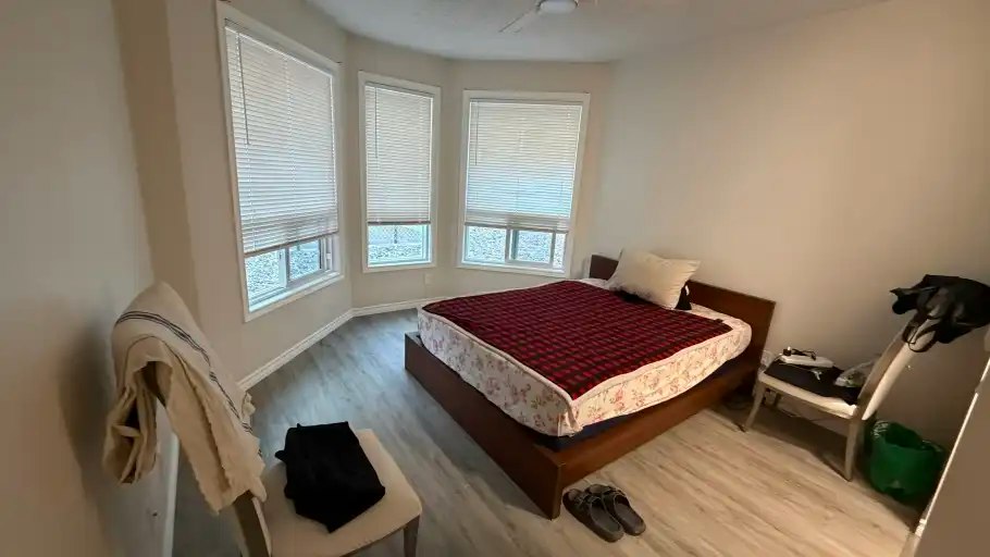 9120 156 Street, Edmonton, AB, T5R 1Y8 - 12