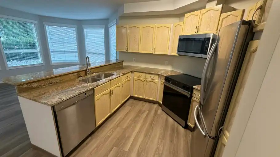 9120 156 Street, Edmonton, AB, T5R 1Y8 - 3