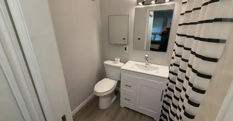 9120 156 Street, Edmonton, AB, T5R 1Y8 - 14