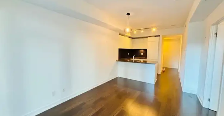 21 Widmer Street, Toronto, ON, M5V 0B8 - 13