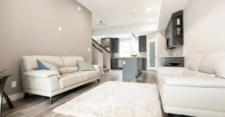 5717 Roblin Boulevard, Winnipeg, MB, R3R 0H2 - 2