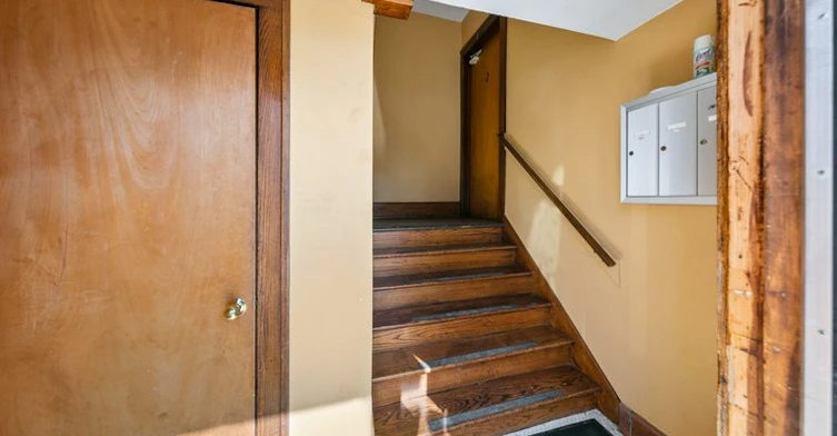 344 Partington Avenue, Windsor, ON, N9B 2N5 - 6