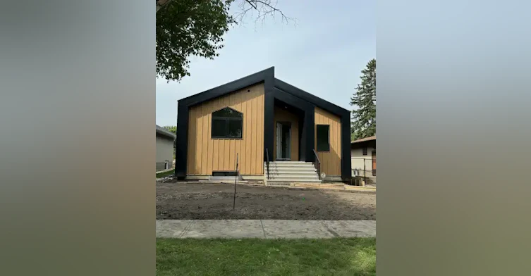 12342 131 Street Northwest, Edmonton, AB, T5L 1N3