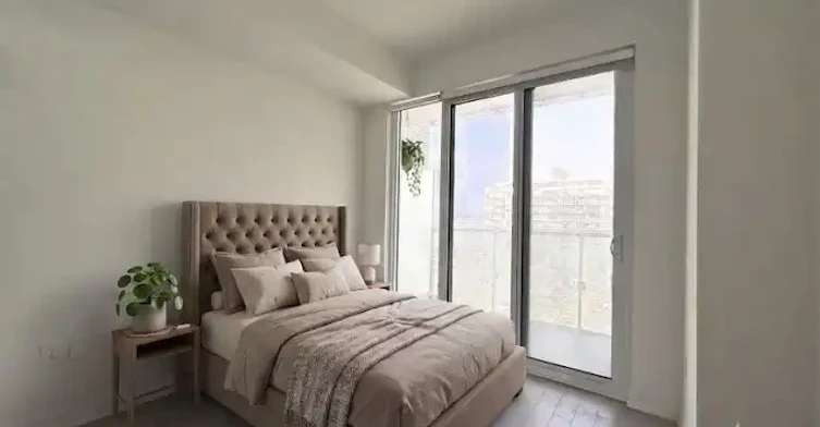 15 Queens Quay East, Toronto, ON, M5E 0C5 - 2