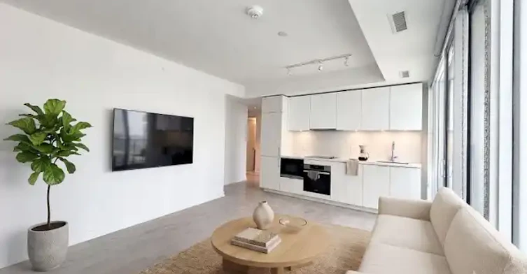 15 Queens Quay East, Toronto, ON, M5E 0C5 - 6