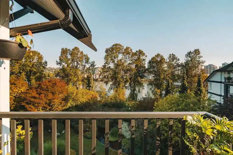 83 Star Crescent, New Westminster, BC, V3M 6X6 - 12