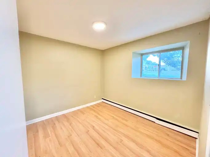 55 John Street, Thorold, ON, L2V 2S7 - 7