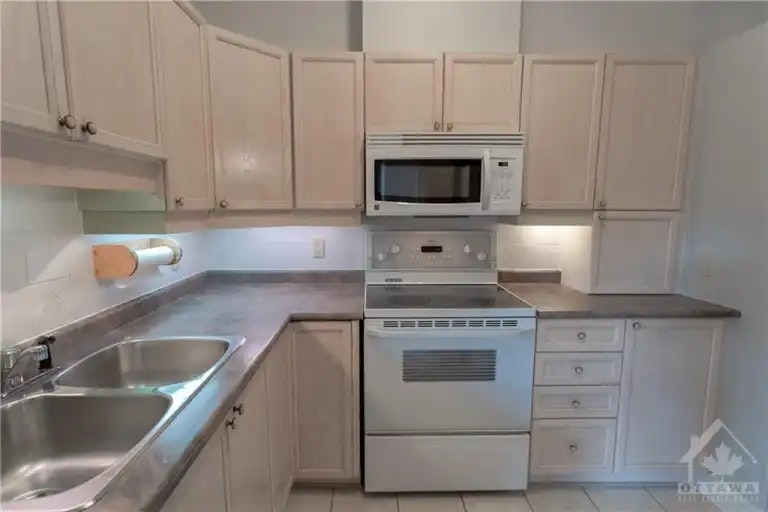 55 Bunting Lane, Ottawa, ON, K2M 2P5 - 6