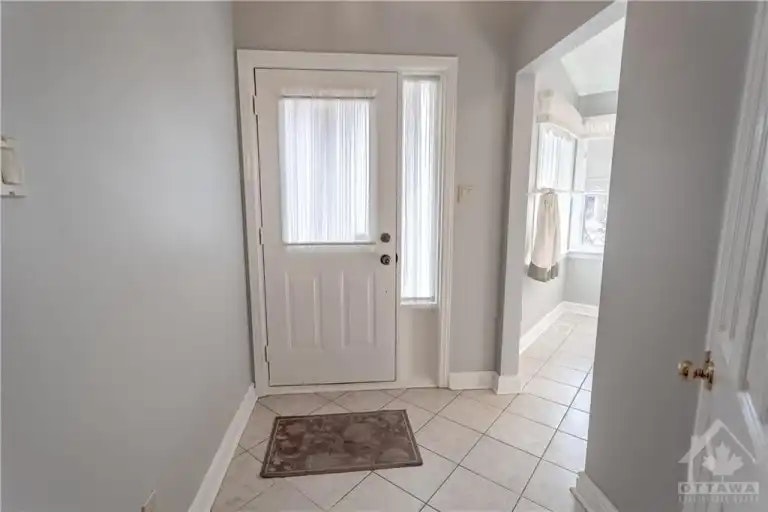 55 Bunting Lane, Ottawa, ON, K2M 2P5 - 3