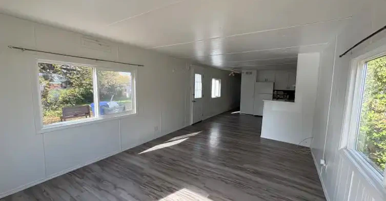 22 Mobile Drive, Three Hills, AB, T0M 2N0 - 2