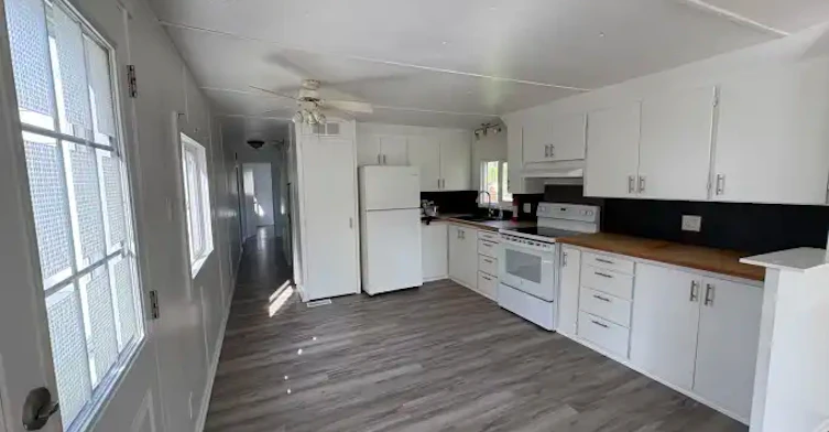 22 Mobile Drive, Three Hills, AB, T0M 2N0 - 3