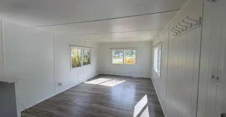 22 Mobile Drive, Three Hills, AB, T0M 2N0