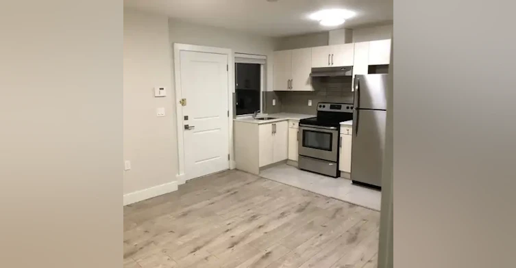 975 Delestre Avenue, Coquitlam, BC, V3K 2G7 - 6