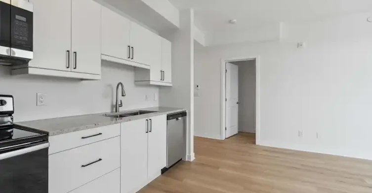 7 Maple Avenue, Smiths Falls, ON, K7A 1Z4 - 4