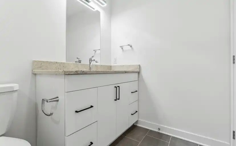 7 Maple Avenue, Smiths Falls, ON, K7A 1Z4 - 9