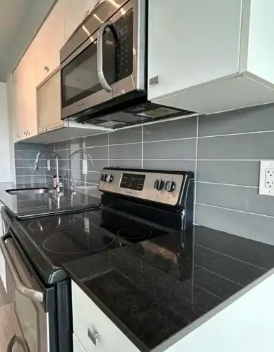 150 Liberty Street East, Toronto, ON, M6K 3R5 - 4