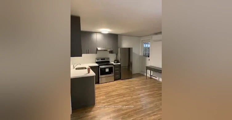 751 Queen Street East, Toronto, ON, M4M 1H3 - 5