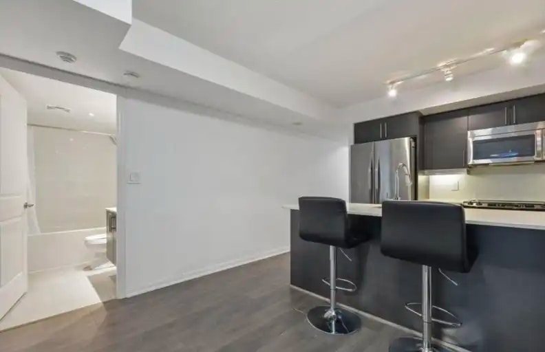 38 Grand Magazine Street, Toronto, ON, M5V 0B2 - 9