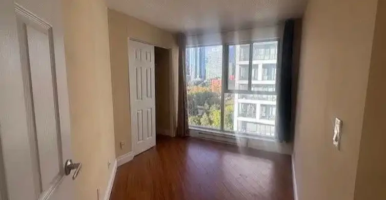 222 The Esplanade, Toronto, ON, M5A 4M8 - 4