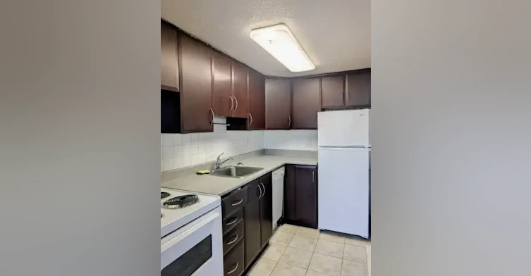 1160 Merivale Road, Ottawa, ON, K1Z 6B5 - 7