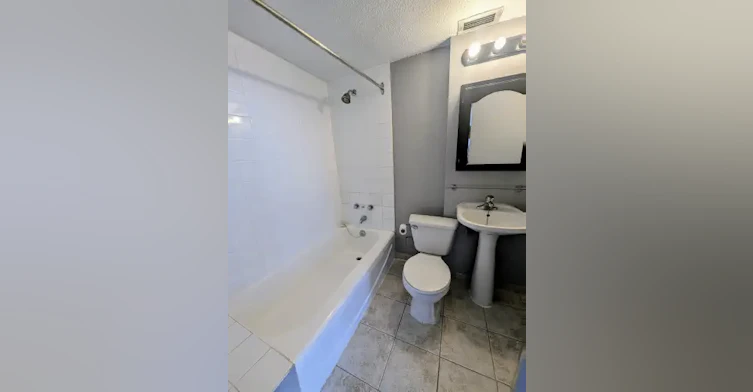 1160 Merivale Road, Ottawa, ON, K1Z 6B5 - 9