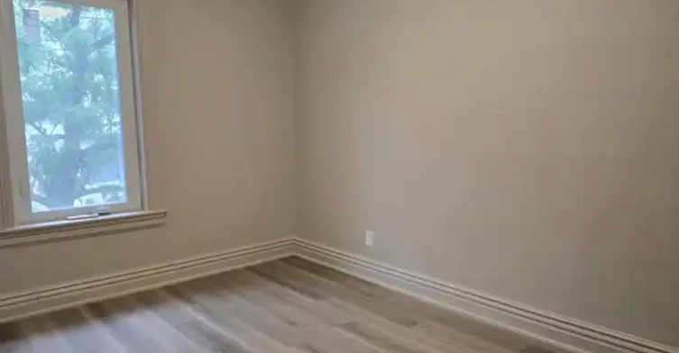 1354 Queen Street East, Toronto, ON, M4L 1C8 - 7
