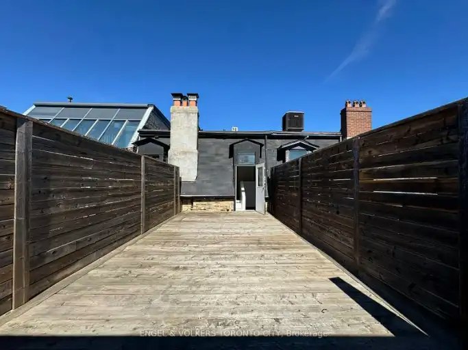 173 Carlton Street, Toronto, ON, M5A 2K3