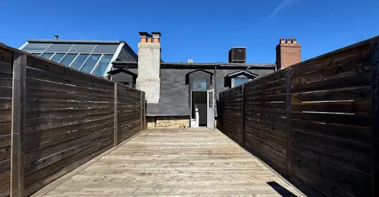 173 Carlton Street, Toronto, ON, M5A 2K3