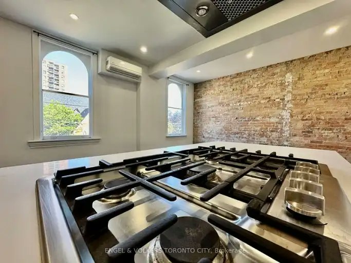 173 Carlton Street, Toronto, ON, M5A 2K3 - 13